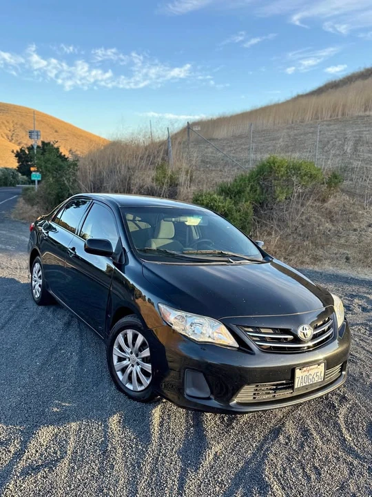 2013 Toyota Corolla 10th Gen - Image 1 of 8