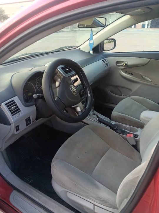 2013 Toyota Corolla 10th Gen - Image 7 of 12
