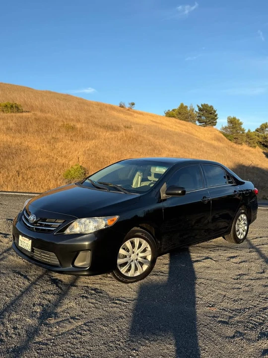 2013 Toyota Corolla 10th Gen - Image 2 of 8