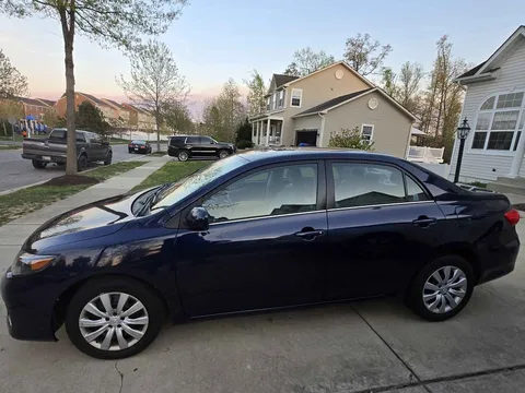 2013 Toyota Corolla 10th Gen - Image 3 of 18