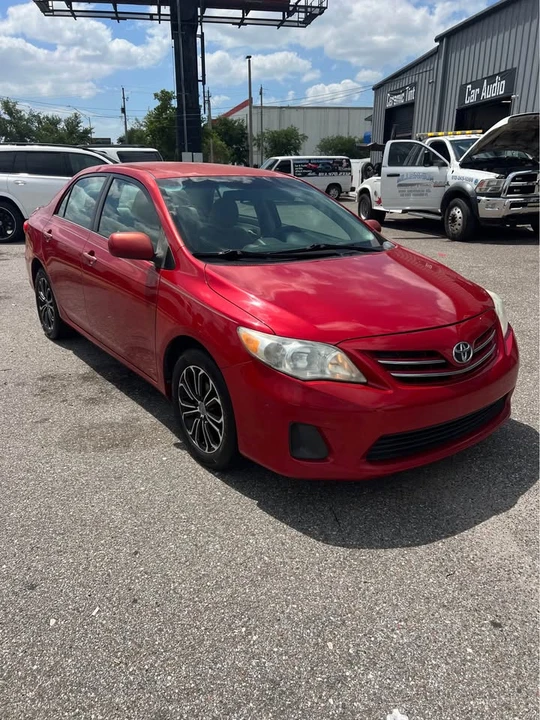 2013 Toyota Corolla 10th Gen - Image 2 of 8