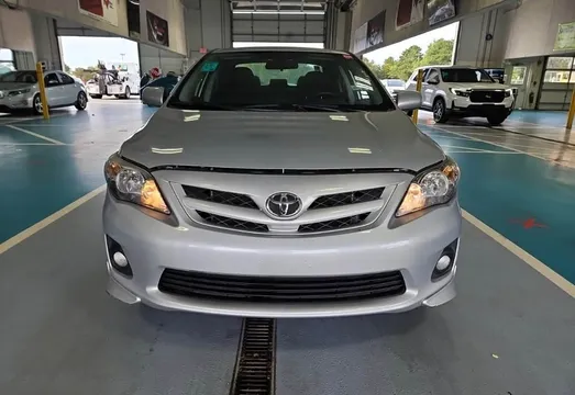 2013 Toyota Corolla 10th Gen - Image 3 of 14