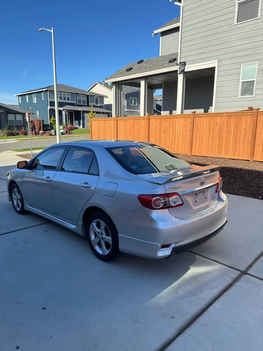 2013 Toyota Corolla 10th Gen - Image 4 of 14