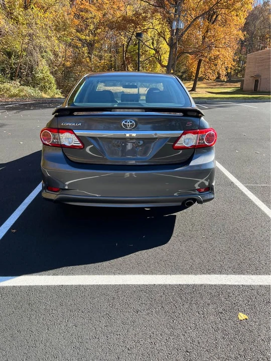 2013 Toyota Corolla 11th Gen - Image 4 of 4