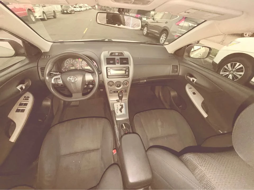 2013 Toyota Corolla 10th Gen - Image 8 of 9
