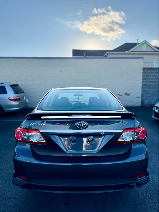 2013 Toyota Corolla 10th Gen - Image 6 of 16