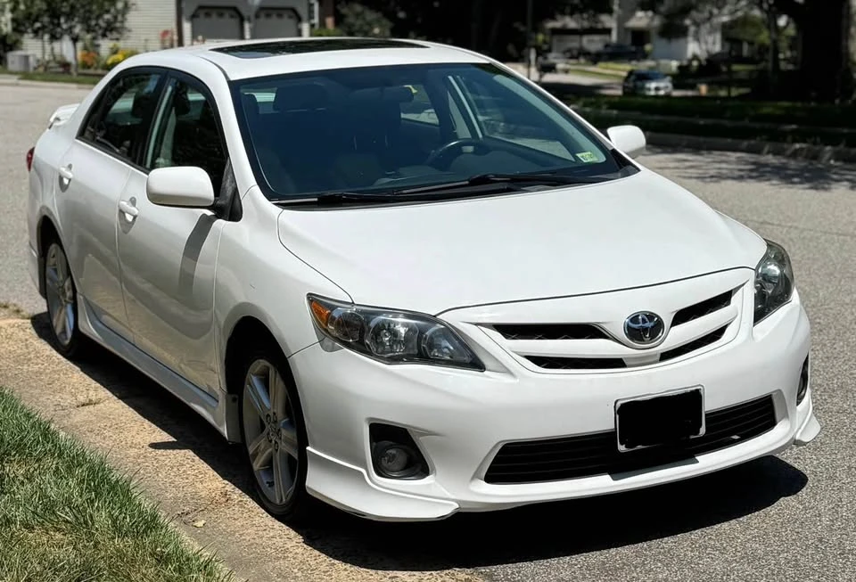 2013 Toyota Corolla 11th Gen - Image 2 of 17