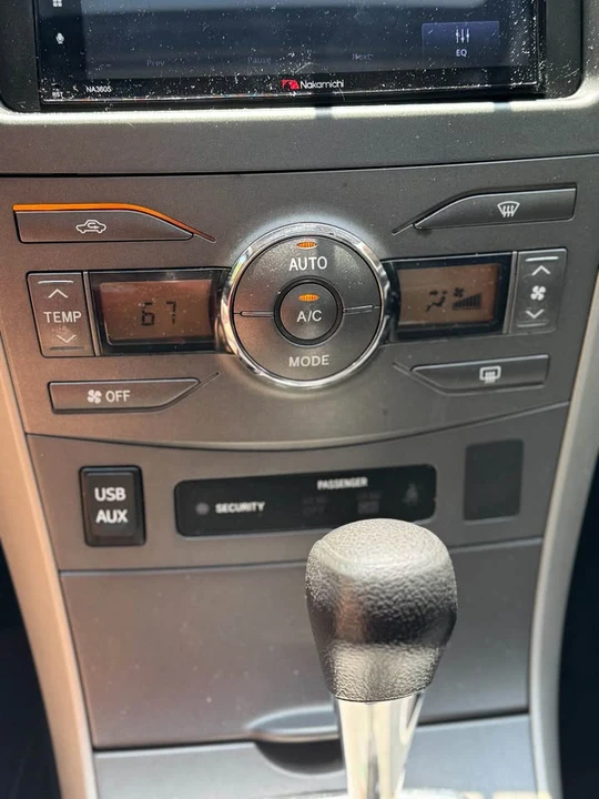 2013 Toyota Corolla 11th Gen - Image 12 of 17