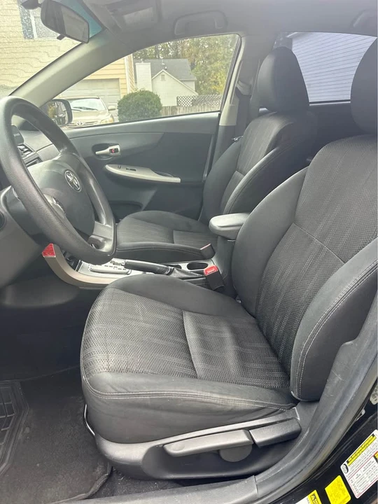 2013 Toyota Corolla 10th Gen - Image 7 of 16