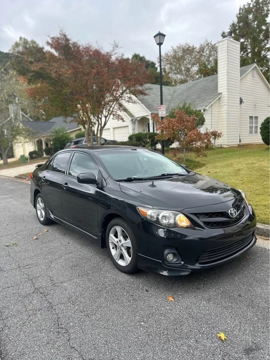 2013 Toyota Corolla 10th Gen - Image 2 of 16
