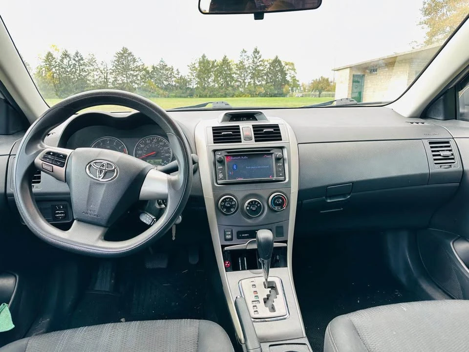 2013 Toyota Corolla 10th Gen - Image 5 of 11