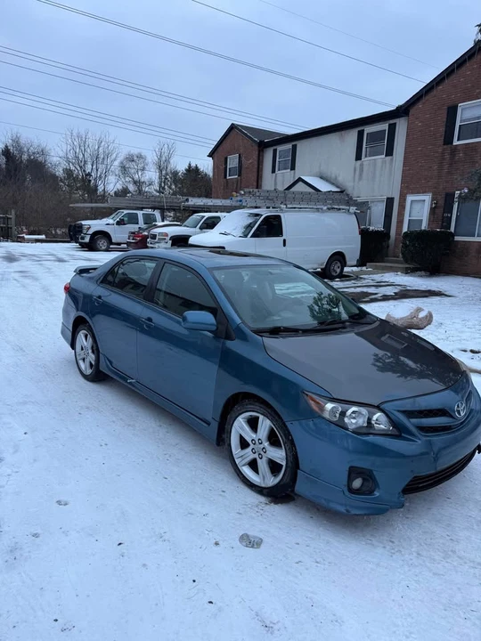 2013 Toyota Corolla 11th Gen - Image 2 of 5