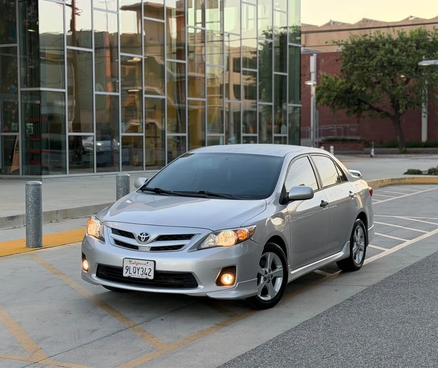 2013 Toyota Corolla 10th Gen - Image 19 of 19