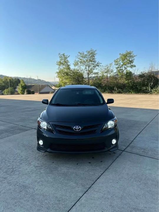 2013 Toyota Corolla 10th Gen - Image 3 of 10