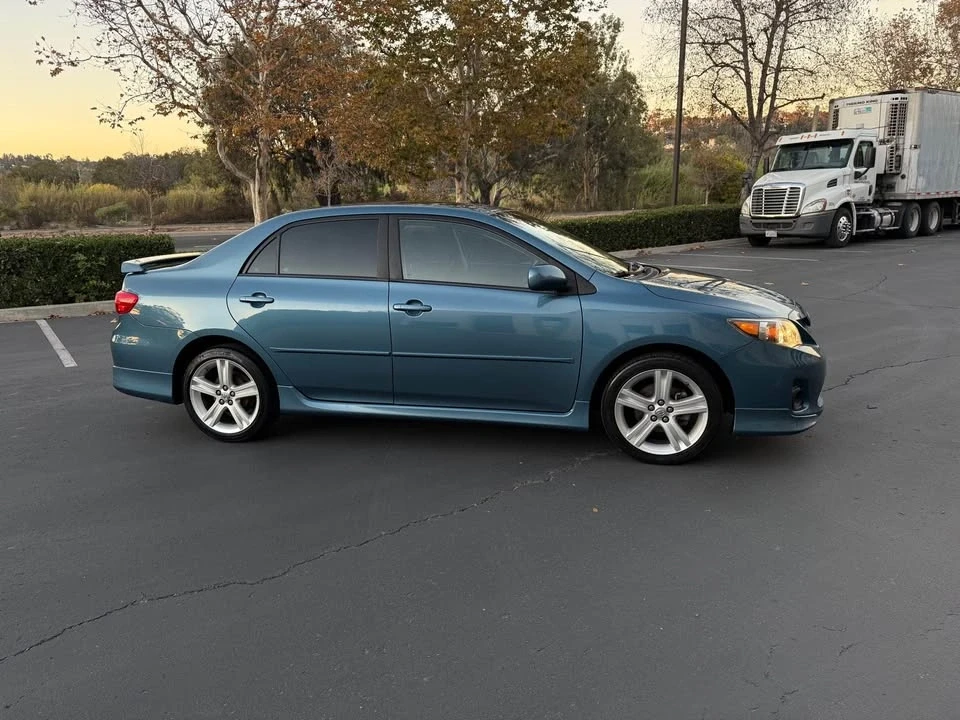 2013 Toyota Corolla 10th Gen - Image 3 of 19