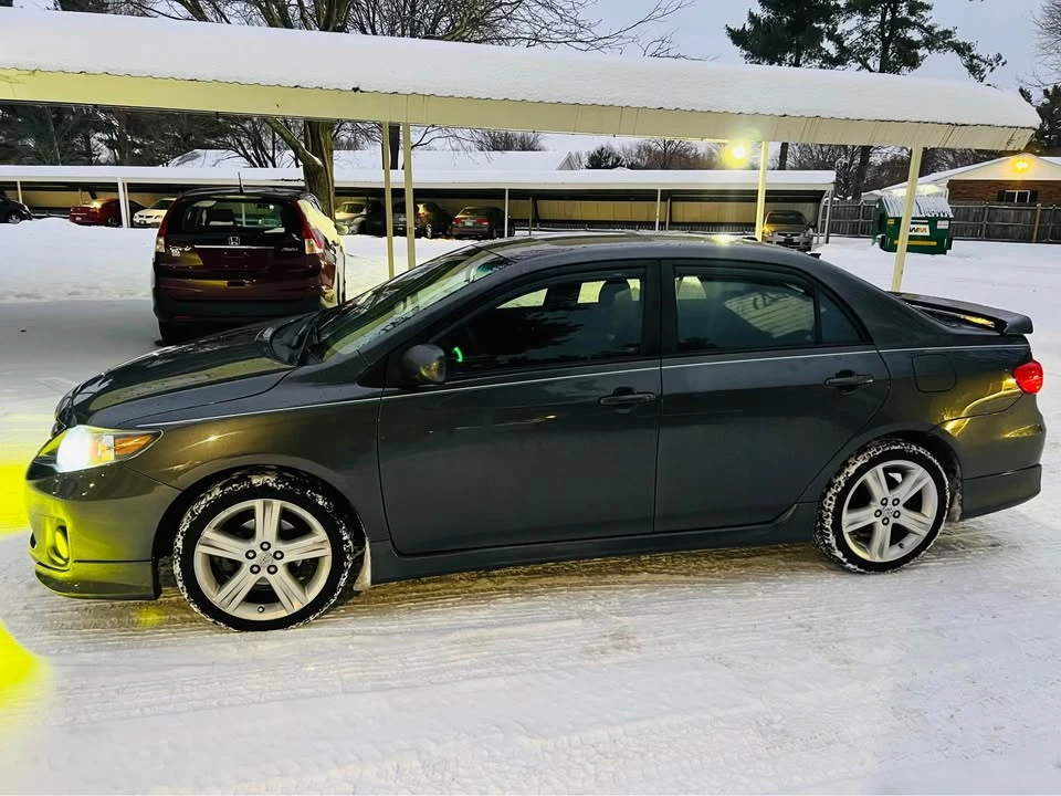 2013 Toyota Corolla 10th Gen - Image 4 of 6