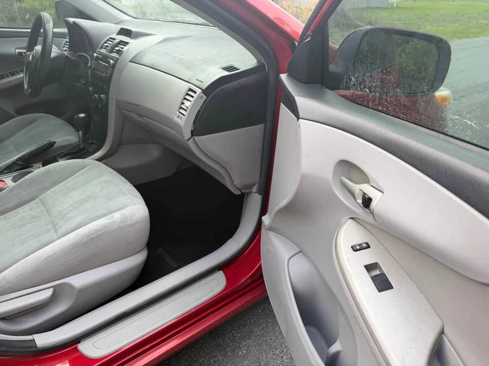 2013 Toyota Corolla 10th Gen - Image 14 of 19