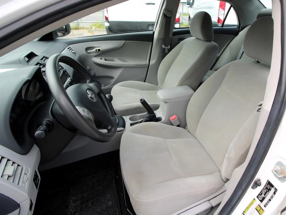 2013 Toyota Corolla 10th Gen - Image 12 of 15
