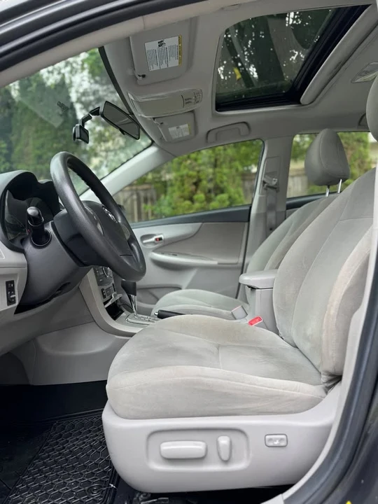 2013 Toyota Corolla 10th Gen - Image 11 of 15