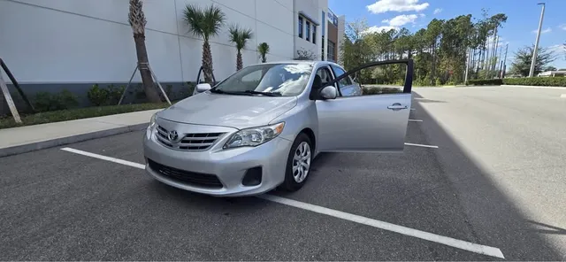 2013 Toyota Corolla 10th Gen - Image 3 of 17
