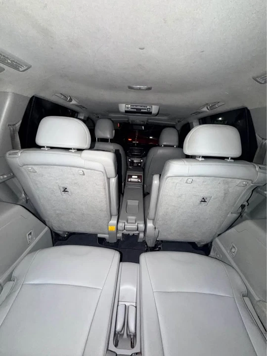 2013 Toyota Highlander - Image 10 of 16