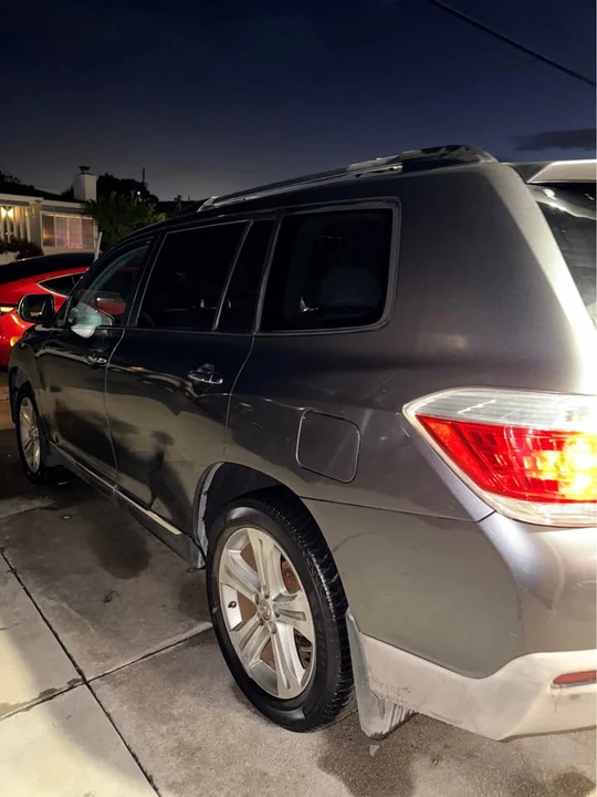 2013 Toyota Highlander - Image 7 of 16
