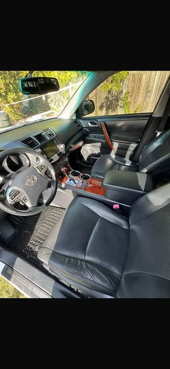 2013 Toyota Highlander - Image 9 of 16