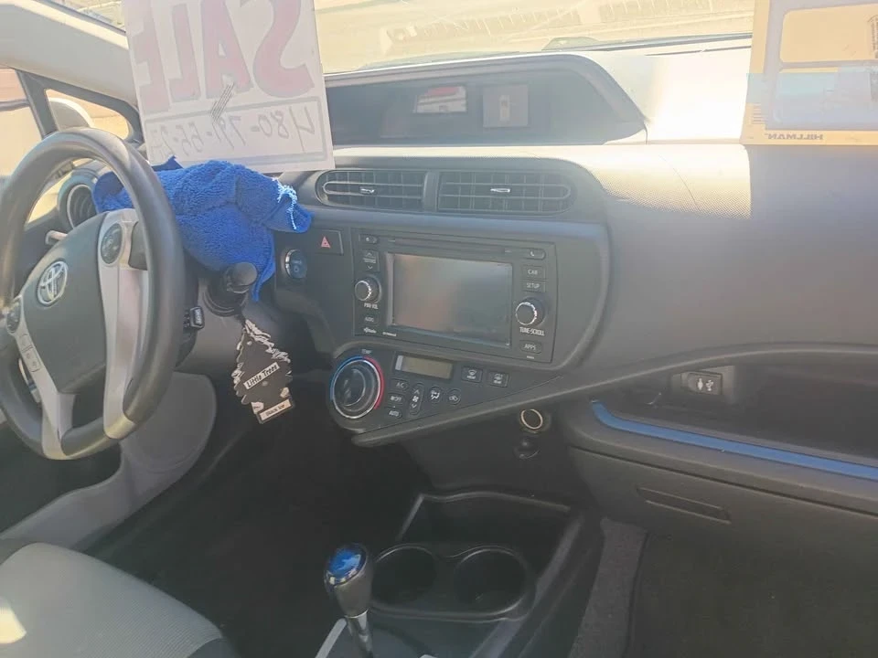 2013 Toyota Highlander - Image 10 of 11