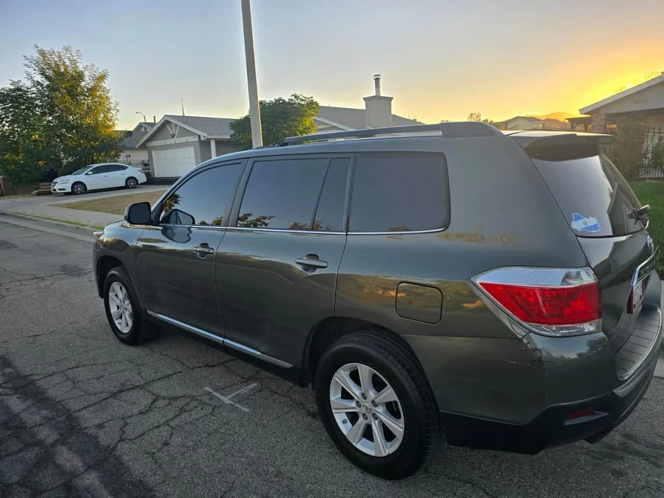 2013 Toyota Highlander - Image 6 of 15
