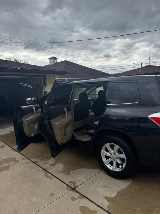 2013 Toyota Highlander - Image 3 of 7