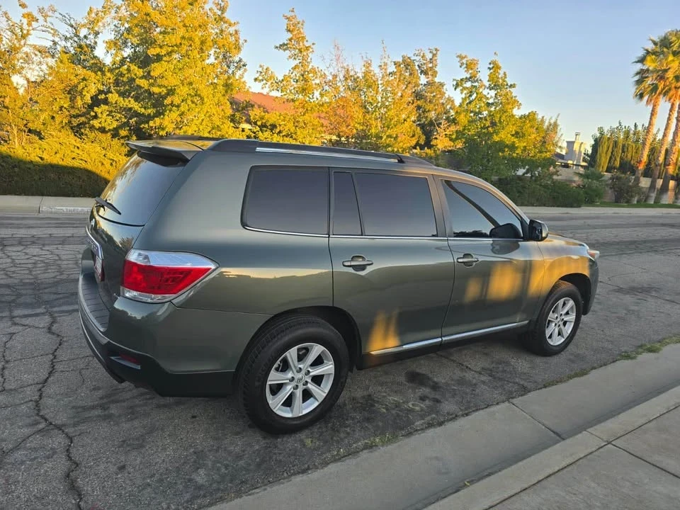 2013 Toyota Highlander - Image 4 of 15