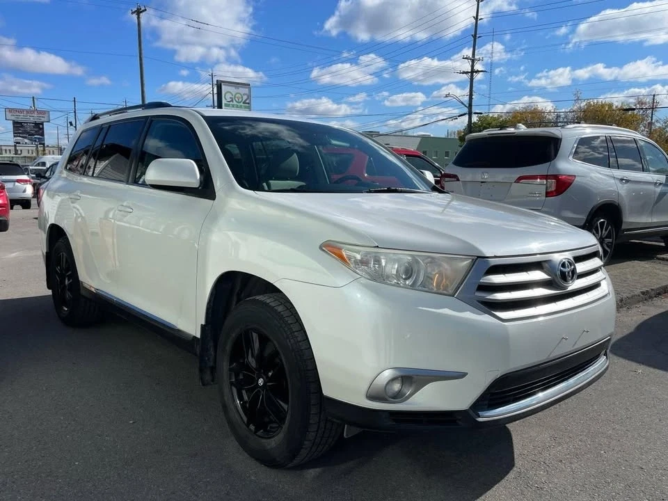 2013 Toyota Highlander - Image 3 of 16