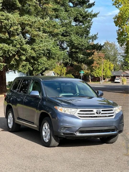 2013 Toyota Highlander - Image 3 of 16