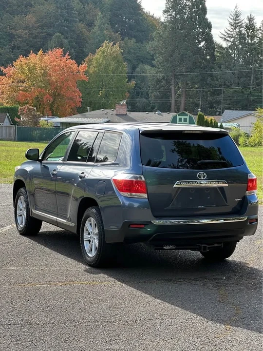 2013 Toyota Highlander - Image 7 of 16