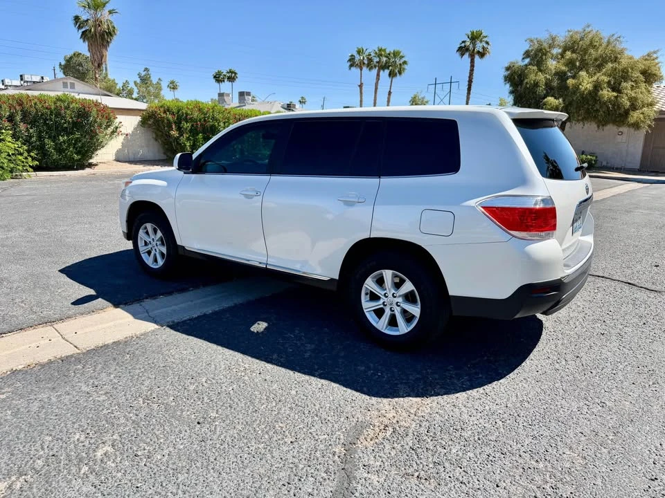2013 Toyota Highlander - Image 4 of 15