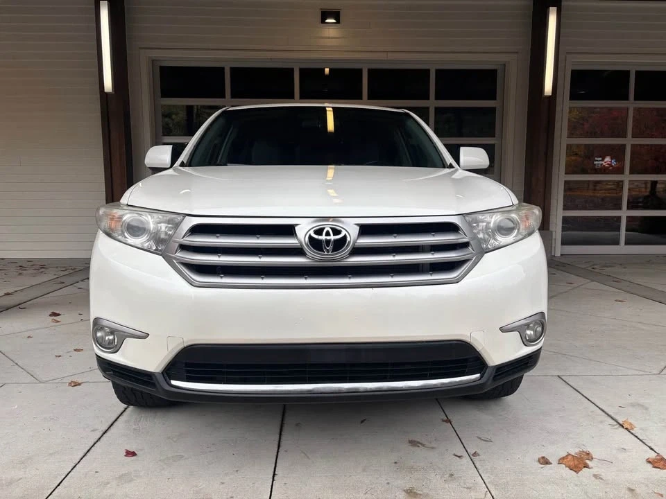 2013 Toyota Highlander - Image 3 of 14