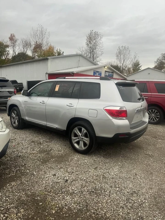 2013 Toyota Highlander - Image 3 of 7