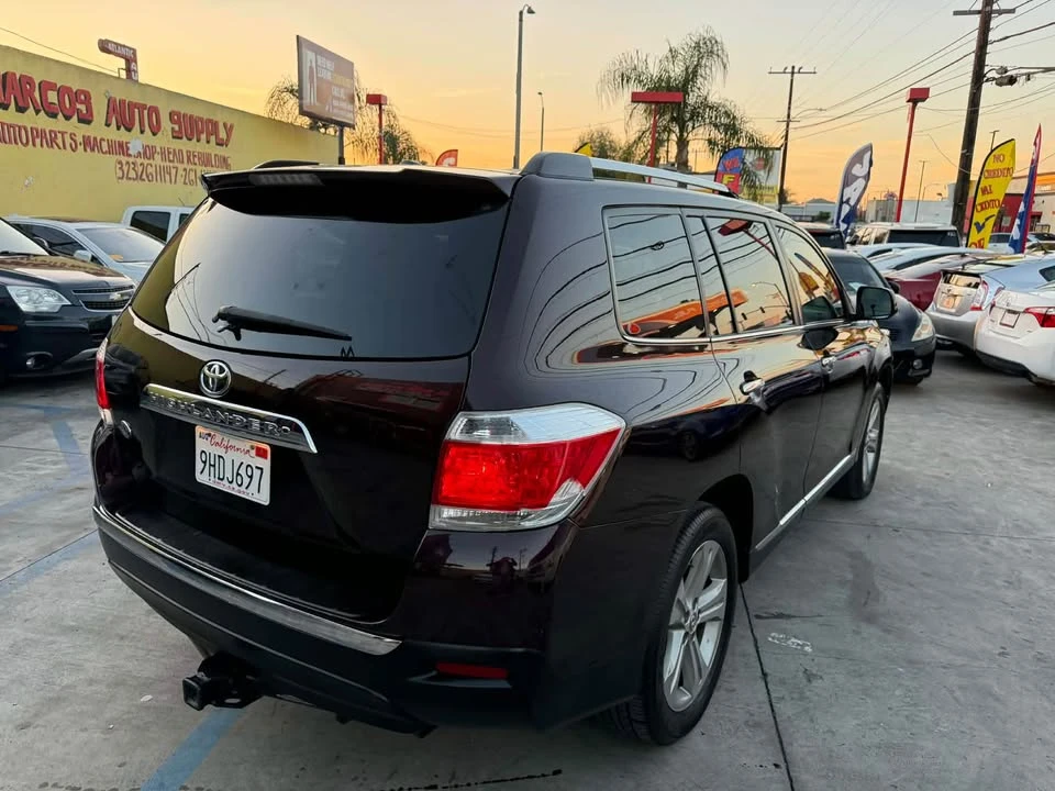 2013 Toyota Highlander - Image 5 of 16