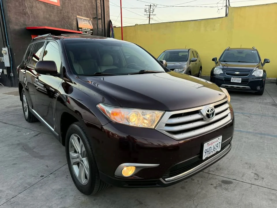 2013 Toyota Highlander - Image 6 of 16