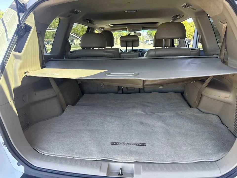 2013 Toyota Highlander - Image 6 of 14