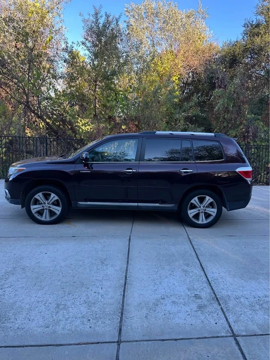 2013 Toyota Highlander - Image 7 of 11