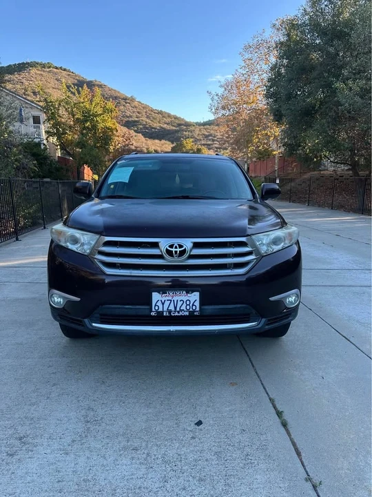 2013 Toyota Highlander - Image 3 of 11