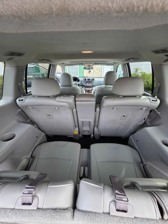 2013 Toyota Highlander - Image 9 of 16