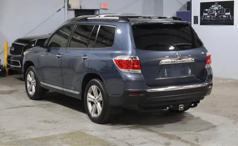 2013 Toyota Highlander - Image 6 of 19