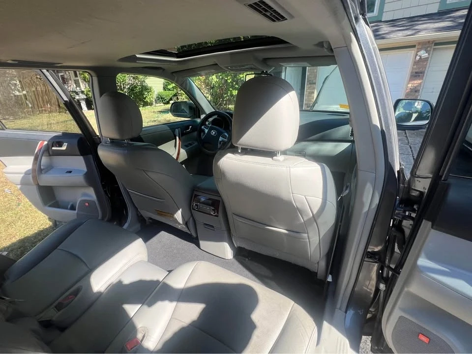 2013 Toyota Highlander - Image 14 of 20