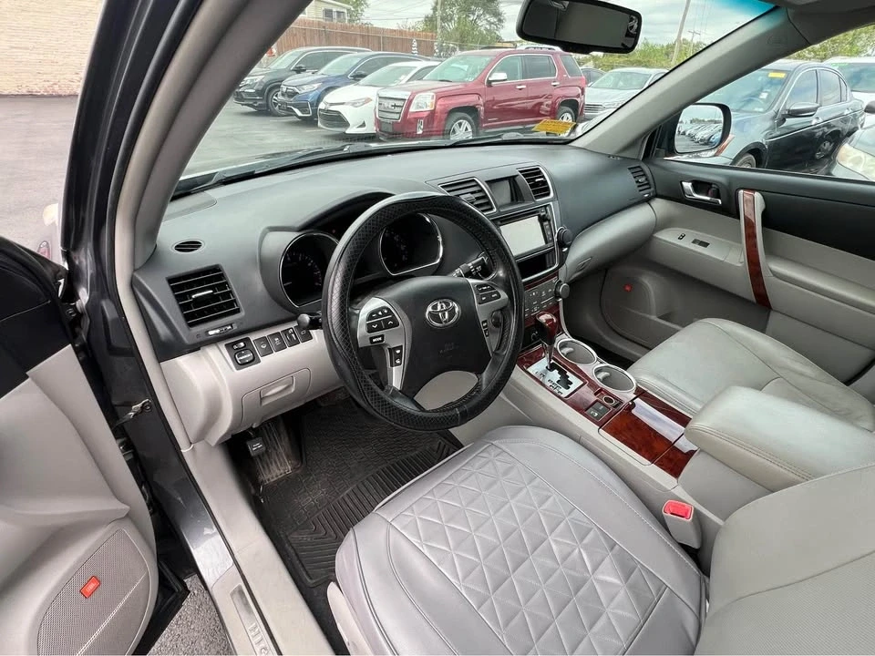 2013 Toyota Highlander - Image 20 of 20