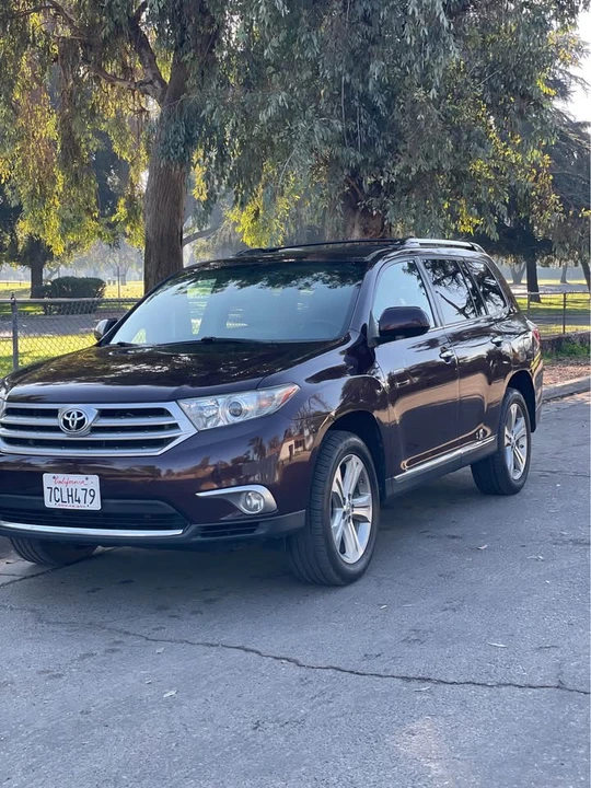 2013 Toyota Highlander - Image 4 of 9