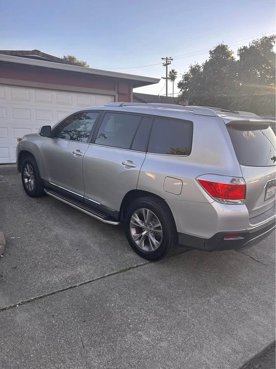 2013 Toyota Highlander - Image 4 of 7