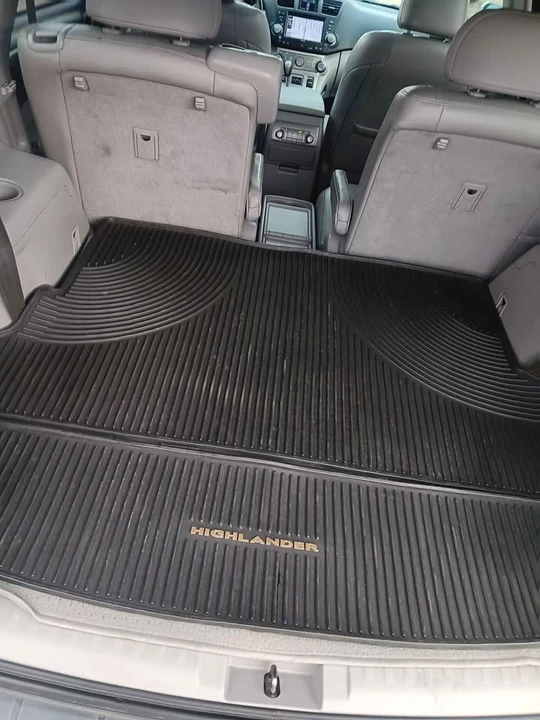 2013 Toyota Highlander - Image 9 of 18