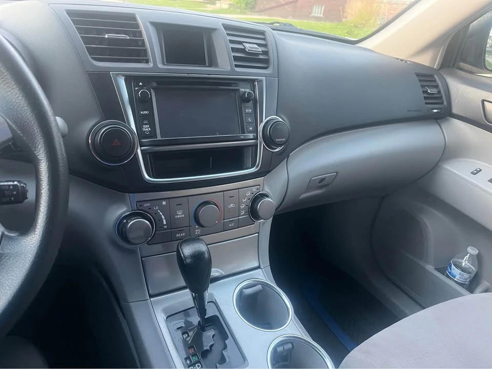 2013 Toyota Highlander - Image 6 of 6